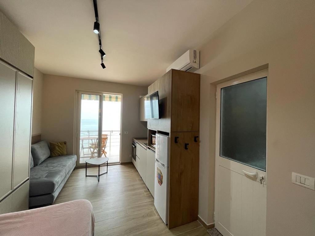 Bellavista Apartment Durres Exterior photo